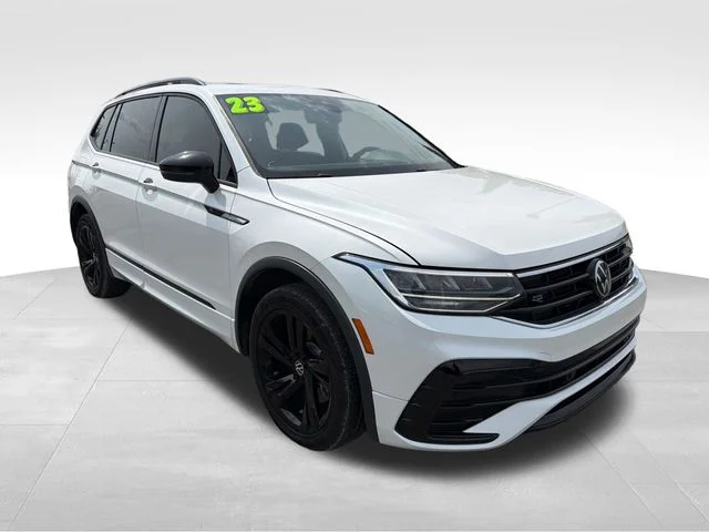 2023 Volkswagen Tiguan 2.0T SE R-Line Black