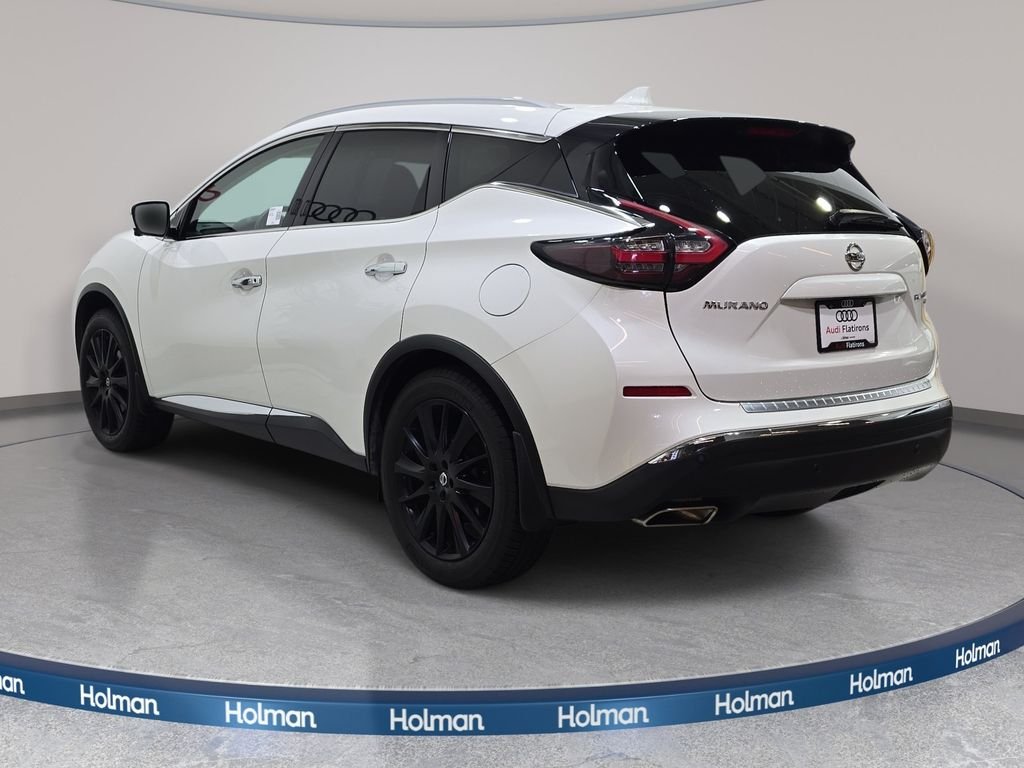 Used 2020 White Nissan Platinum image 8