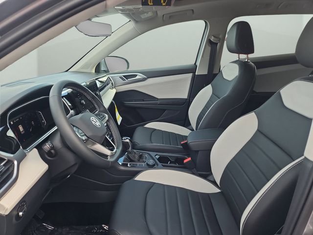 2026 Volkswagen Taos SEL - Photo 17