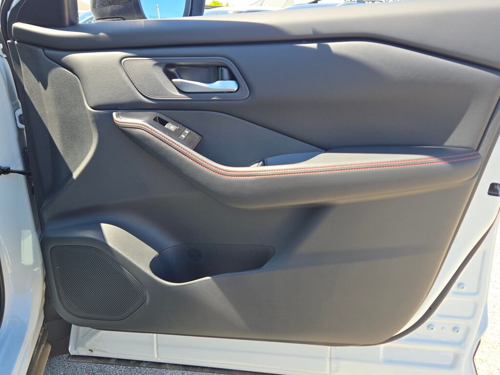New 2026 White Nissan Rock Creek image 8