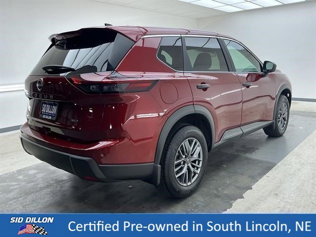 Certified Used 2025 Scarlet Ember Tintcoat Nissan S image 4