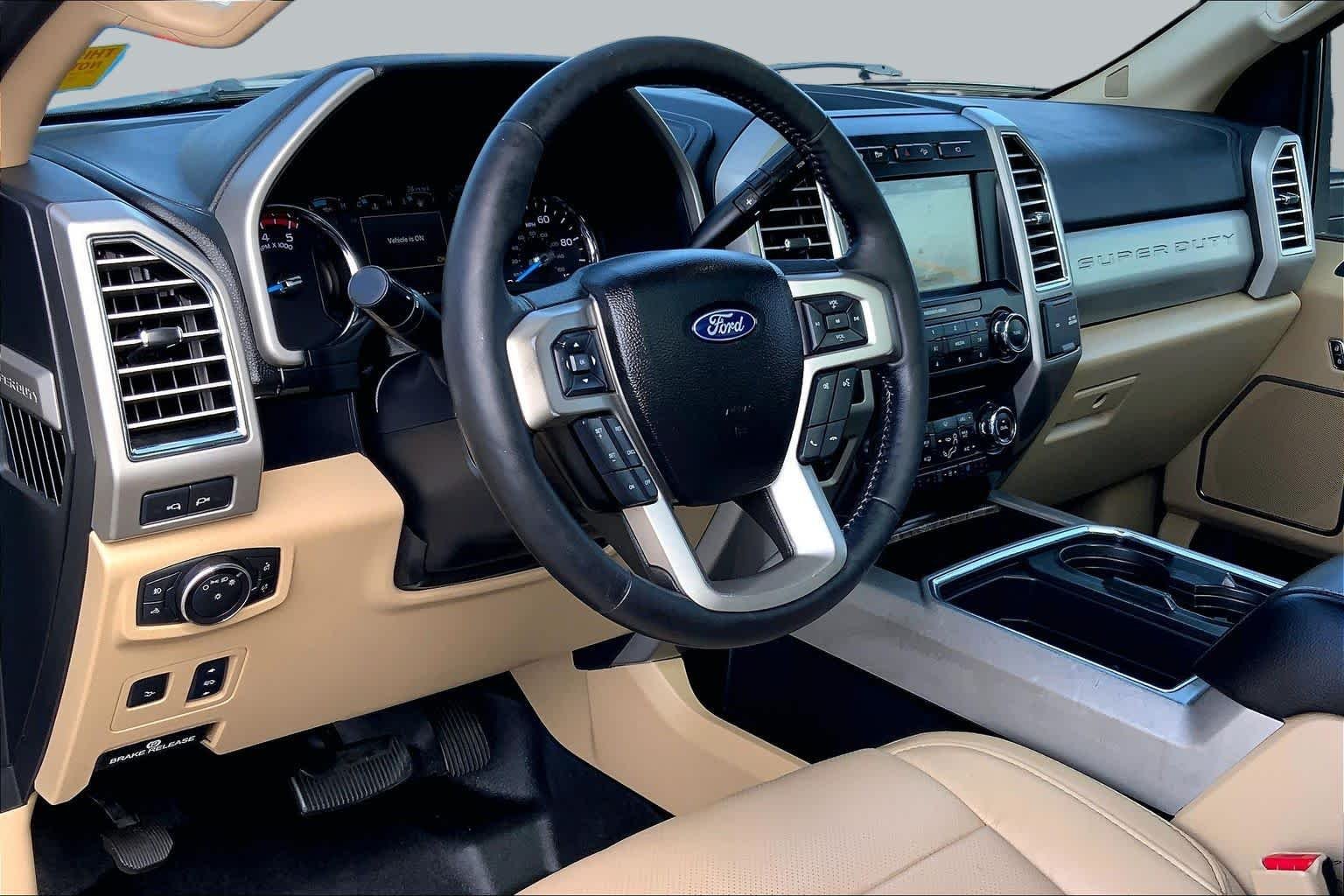 Used 2017 White Gold Ford Lariat image 15