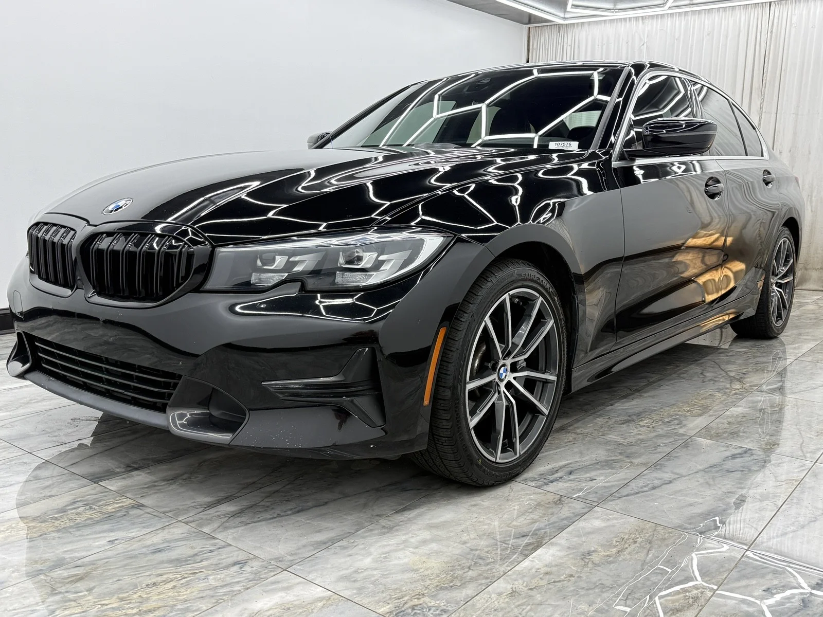 Used 2019 Jet Black BMW 330i xDrive image 3