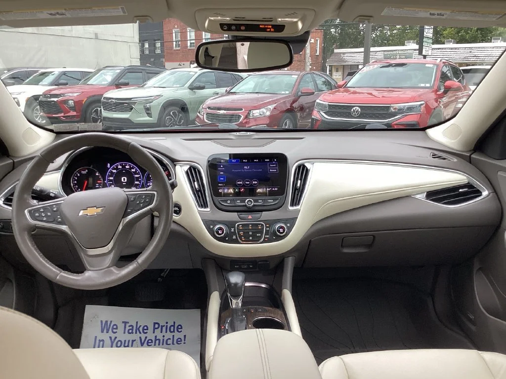 Used 2022 DARK ASH METALLIC Chevrolet Premier image 35