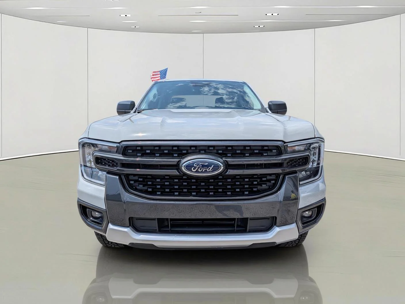 New 2026 Avalanche Ford XLT image 3