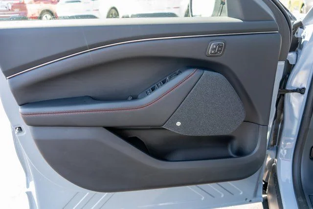 New 2026 Glacier Gray Metallic Tri-coat Ford Premium image 11