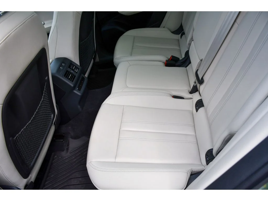 Used 2025 District Green Metallic Audi Premium Plus image 15