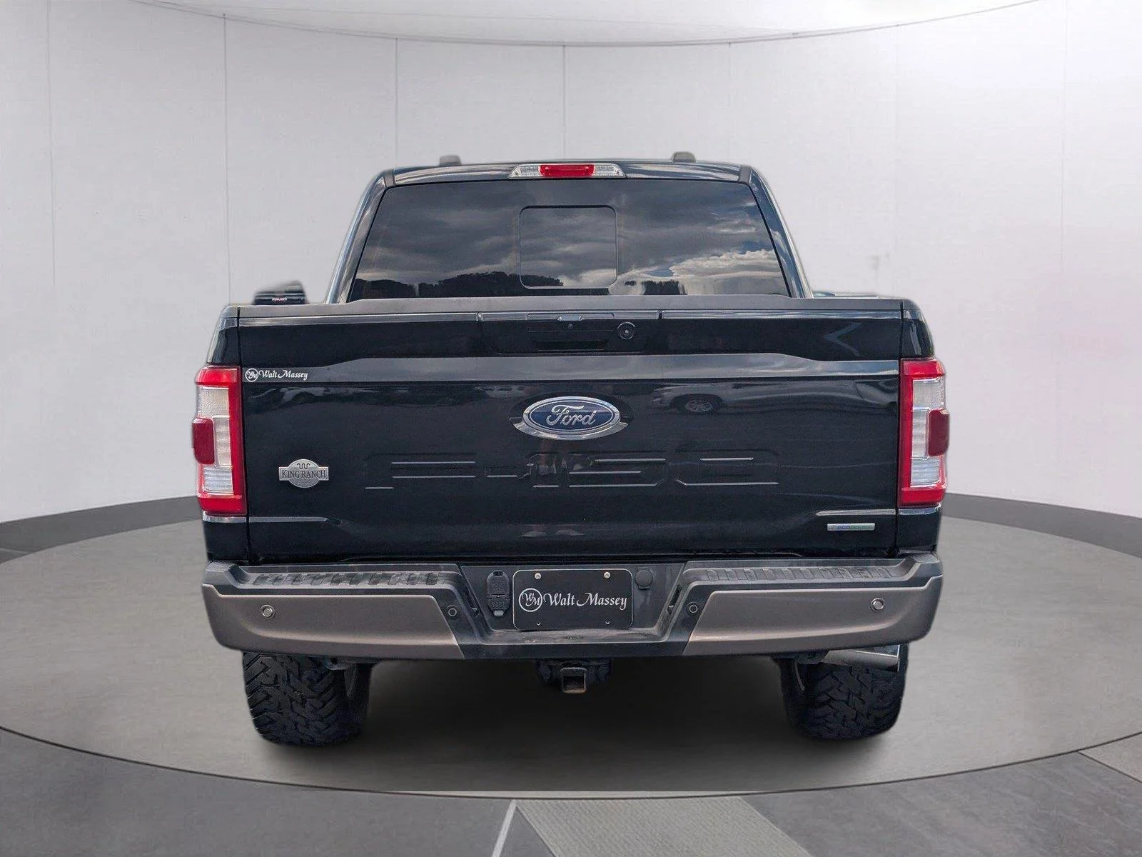 Used 2021 Agate Black/Stone Gray Ford King Ranch image 4