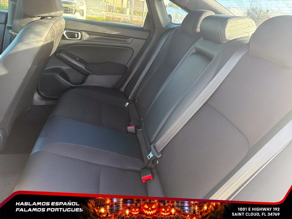 Used 2025  Honda Sport image 25