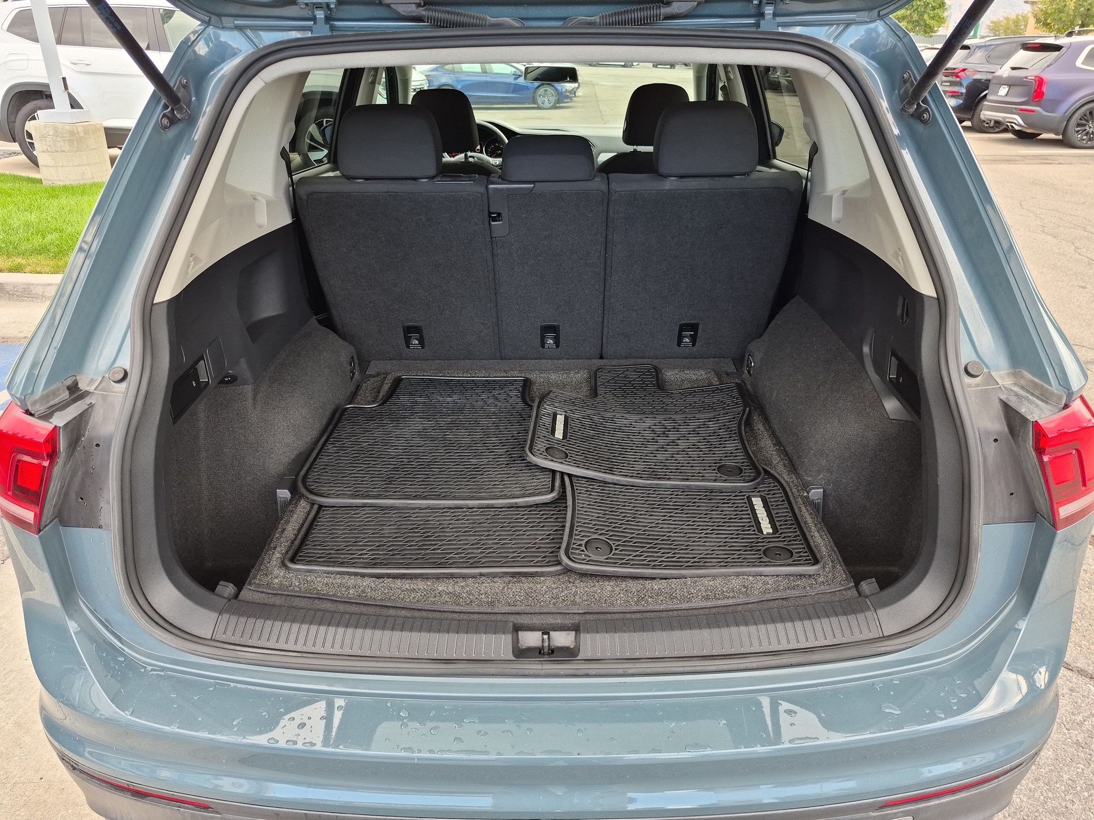 Used 2019 Blue Metallic Volkswagen S image 26
