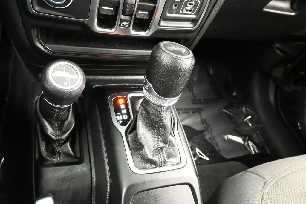 Used 2022 Black Clearcoat Jeep Unlimited Sport image 24