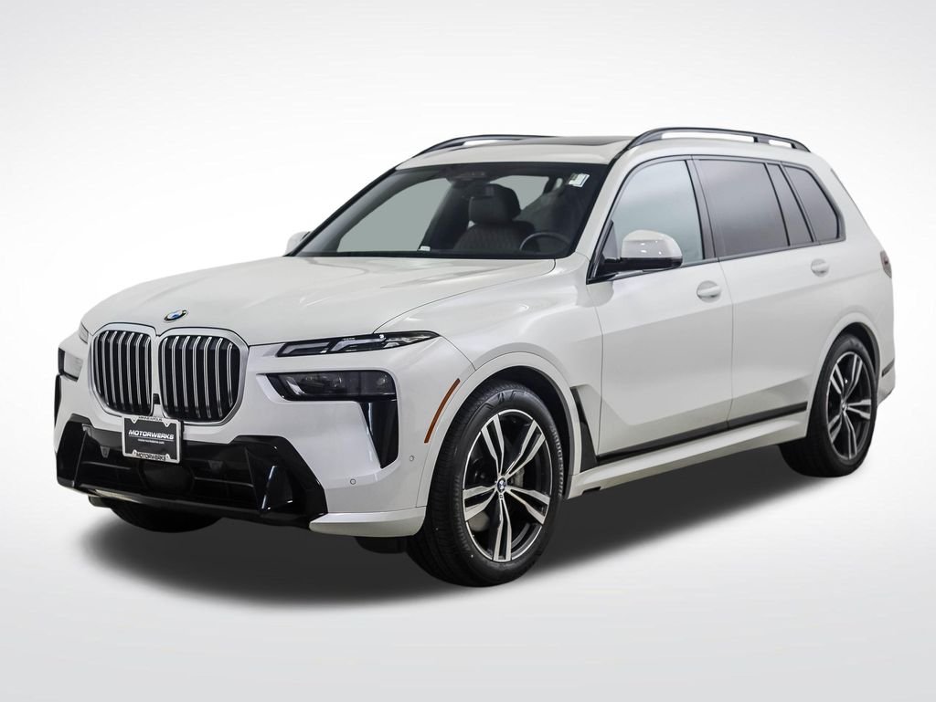 2023 BMW X7 xDrive40i's photo