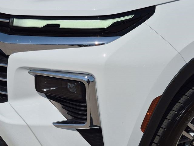 2025 Chevrolet Traverse LT - Photo 12