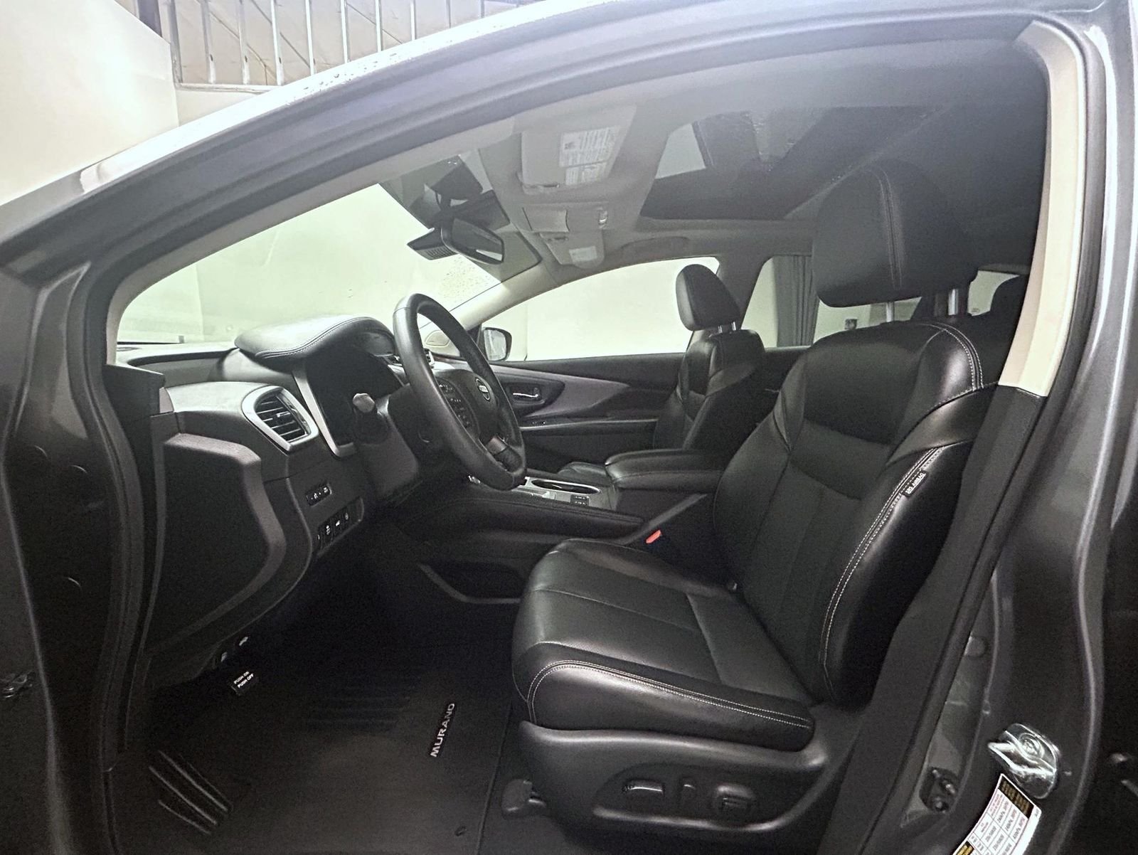 Used 2022 Gray Nissan SL image 10