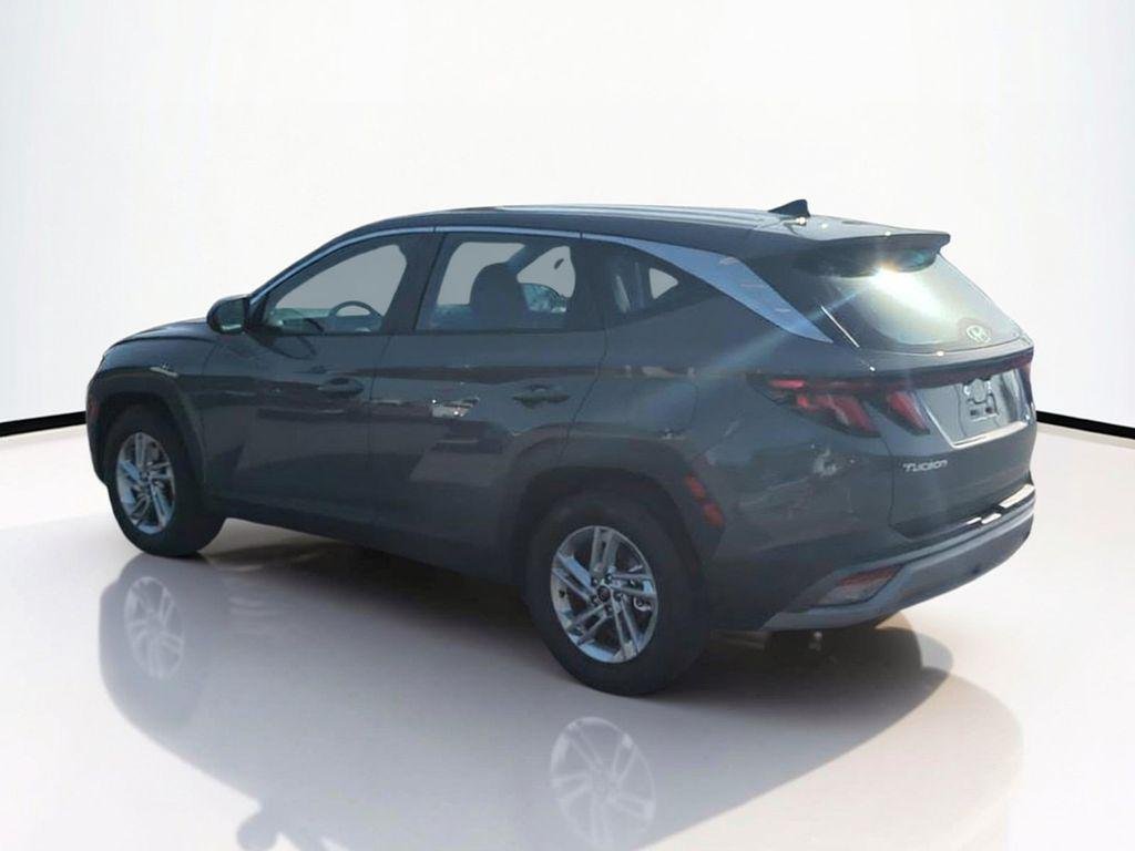 New 2026 Gray Hyundai SE FWD image 7