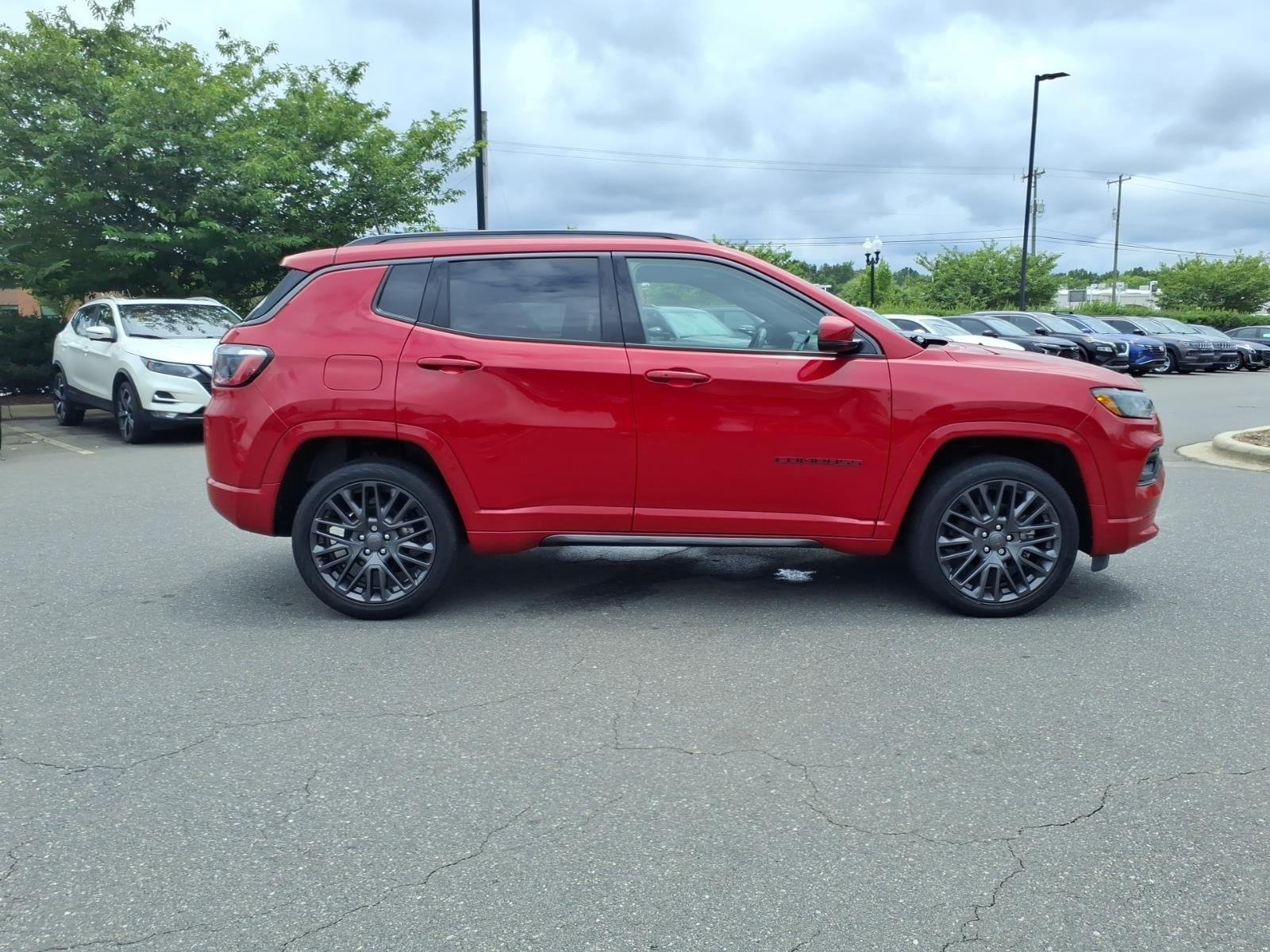 Used 2022 Redline Pearlcoat Jeep (RED) Edition image 11