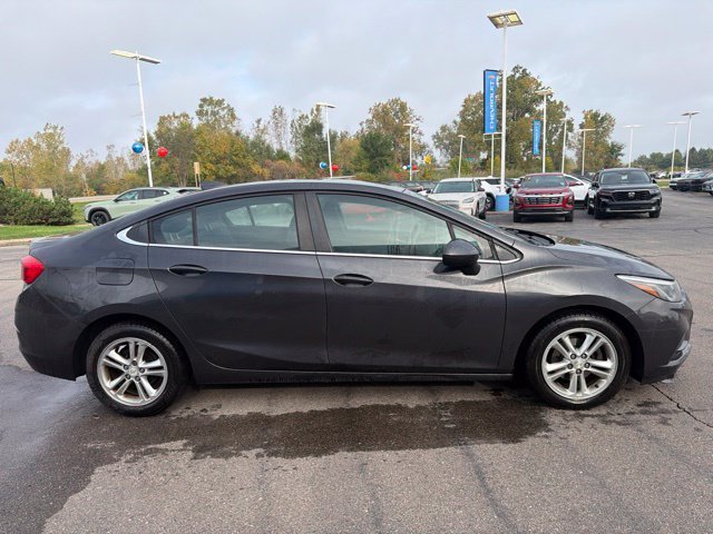 Used 2016 TUNGSTEN METALLIC Chevrolet LT image 5