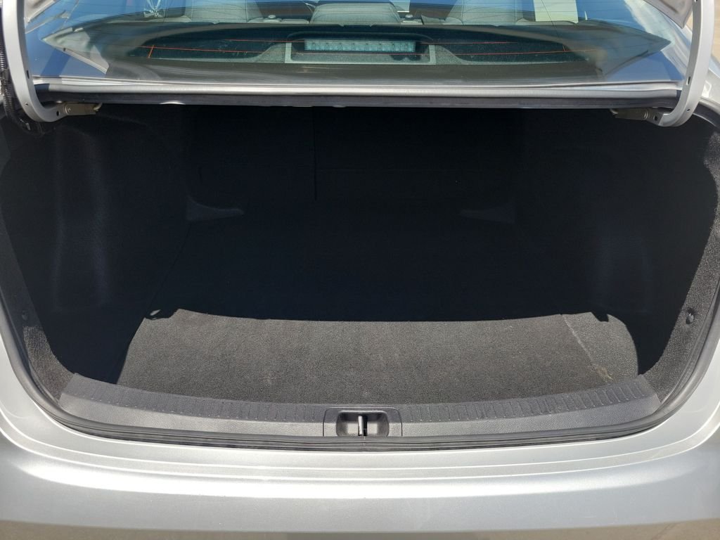 Certified Used 2024 Silver Toyota LE image 27