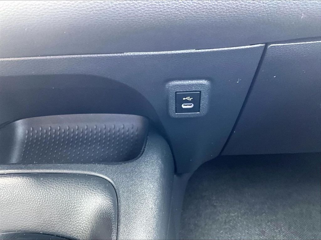 2024 Toyota Corolla LE - Photo 27