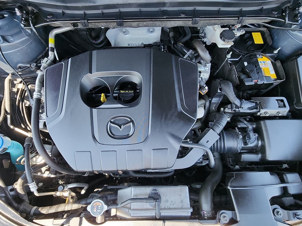 Used 2025  Mazda 2.5 S Carbon Edition image 26
