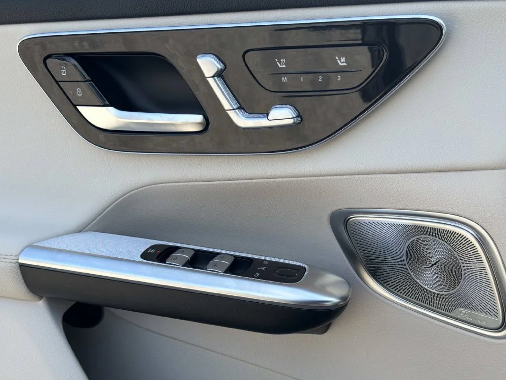Certified Used 2026 Gray Mercedes-Benz GLC 300 image 20