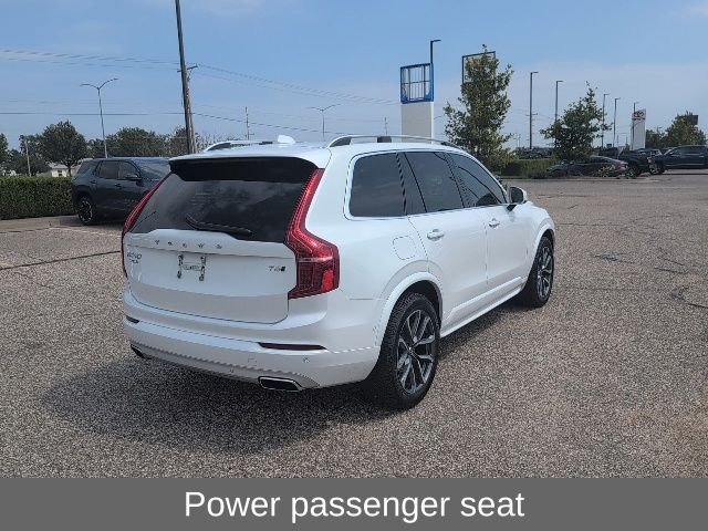 Used 2019 White Volvo T6 Momentum image 17