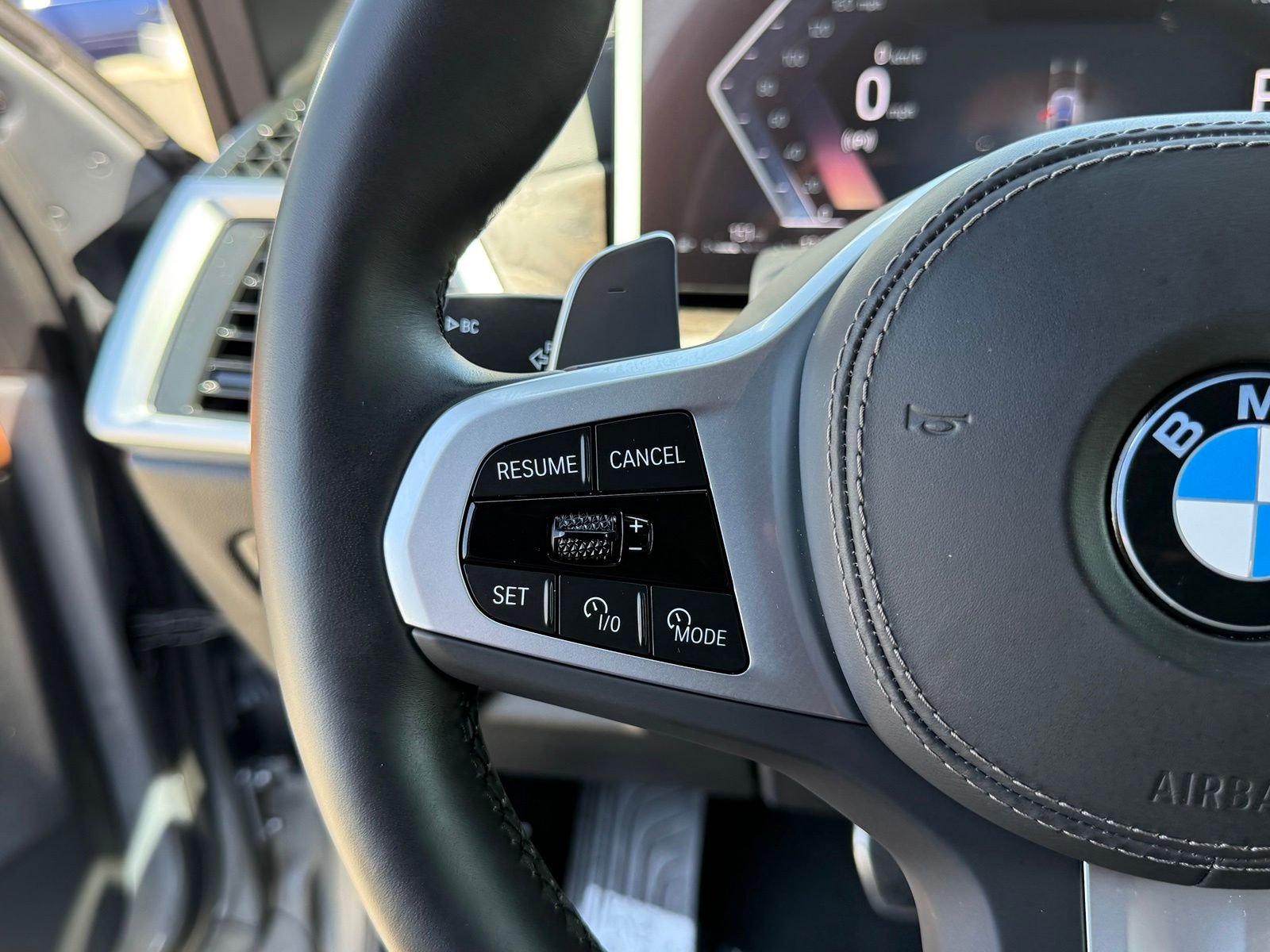 Used 2026 Skyscraper Grey Metallic BMW sDrive40i image 26