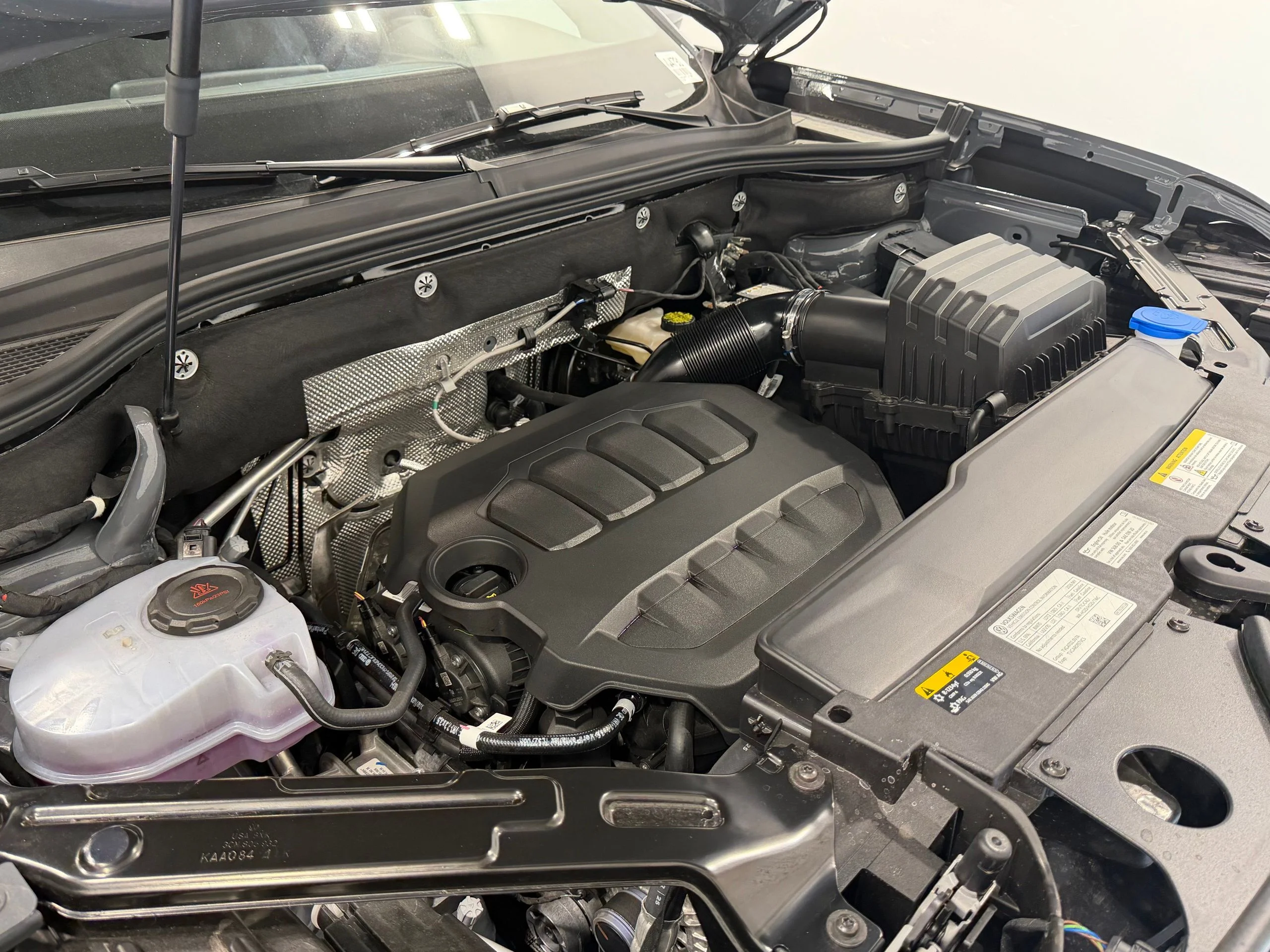 New 2026 Gray Volkswagen 2.0T SE w/Technology image 51