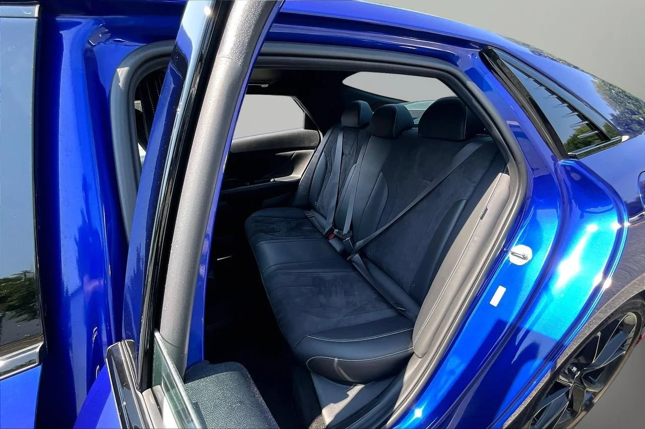 Certified Used 2025 Blue Hyundai Base image 21