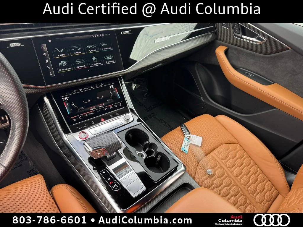 Used 2022  Audi 4.0T image 32