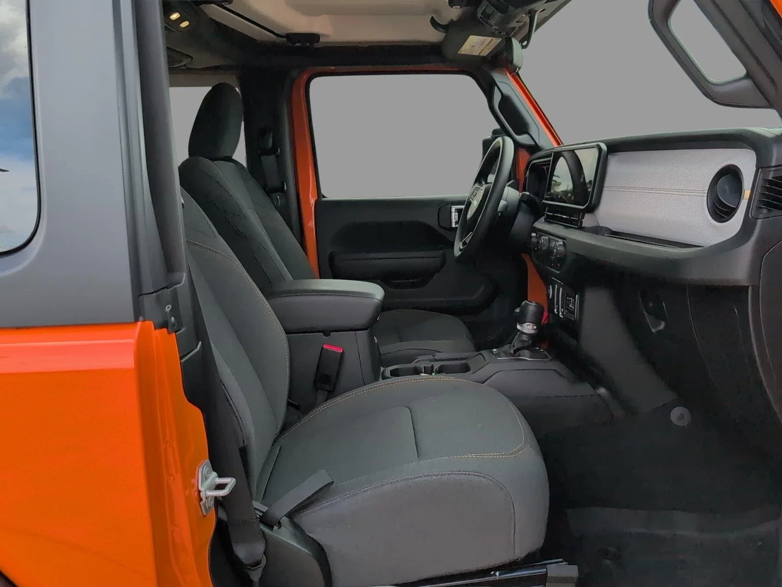 Used 2025 Joose Jeep Sport image 18