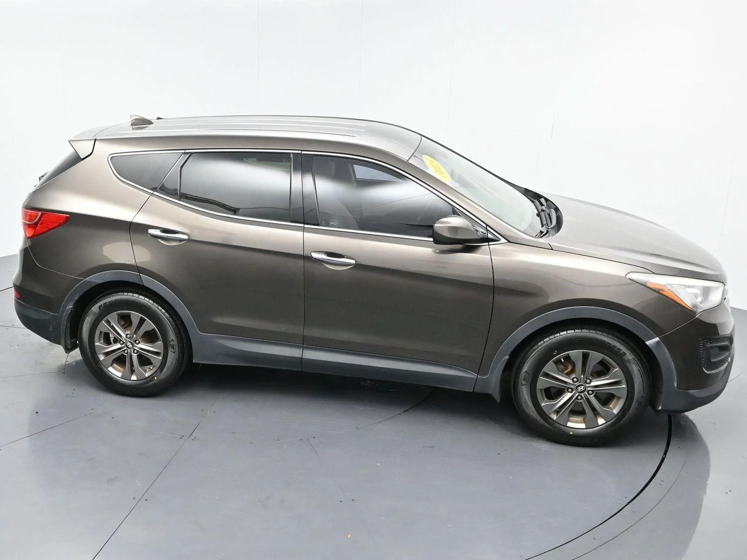 Used 2013 Cabo Bronze Hyundai Sport image 35