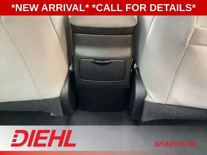 2014 Toyota Corolla LE - Photo 14