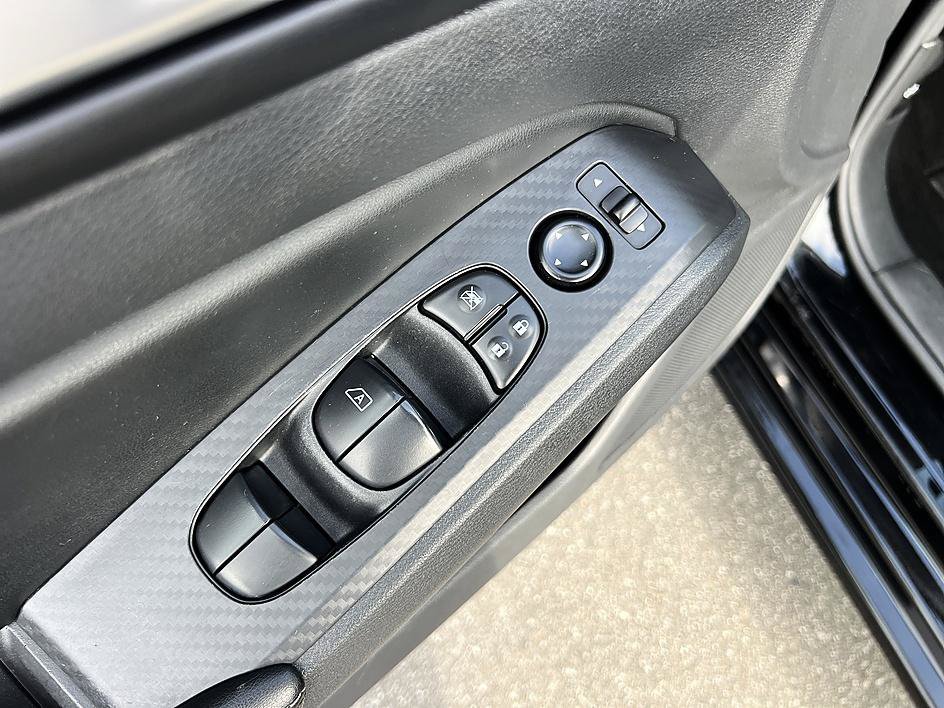 Used 2025 Super Black Nissan SV image 20