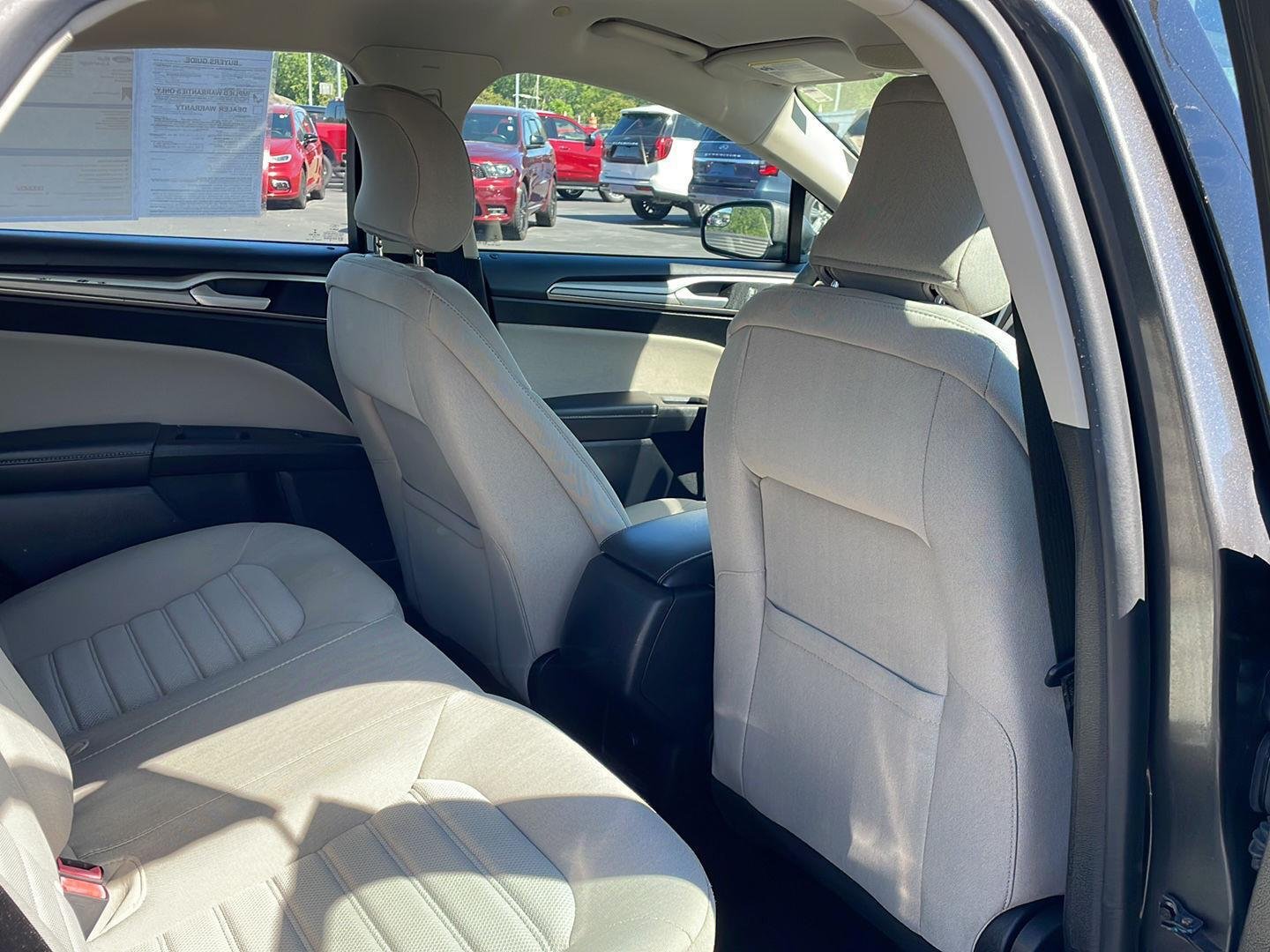 Certified Used 2018 Magnetic Ford S image 28