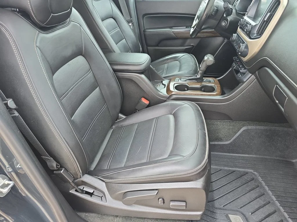 2017 GMC Canyon Denali - Photo 29