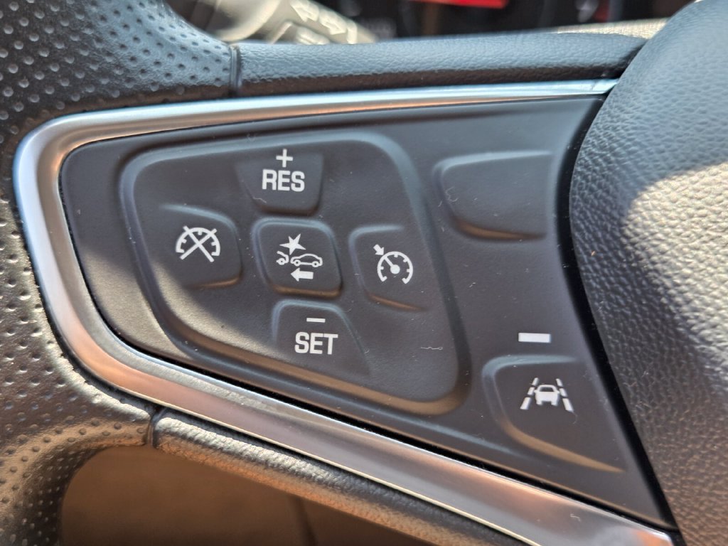 Used 2024 Mineral Gray Metallic Chevrolet LT image 31