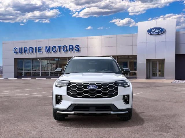New 2027 Star White Metallic Tri-Coat Ford Platinum image 3