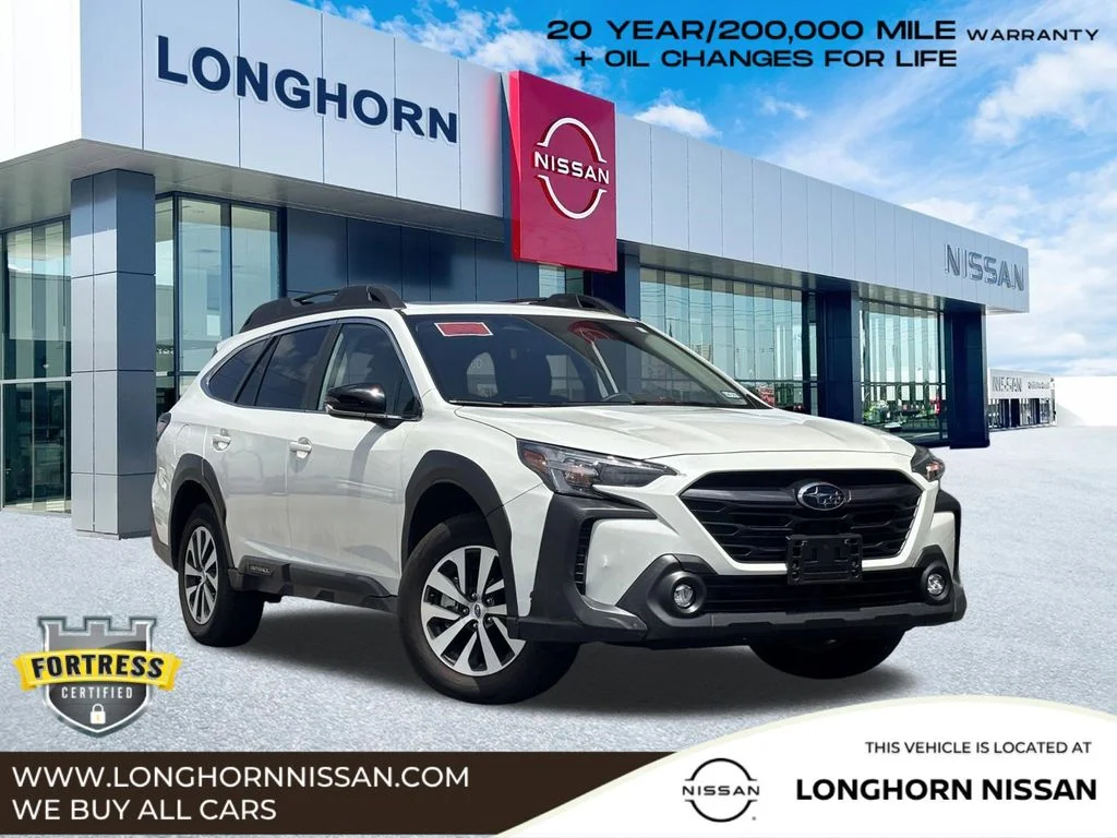 2025 Subaru Outback Premium's photo