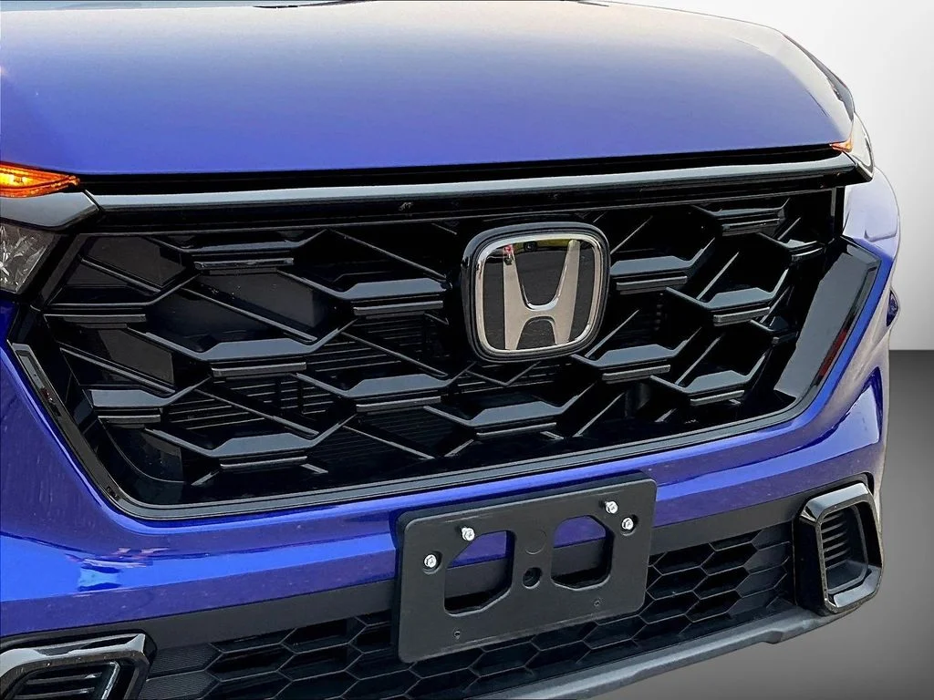 Used 2023 Still Night Pearl Honda Sport image 33