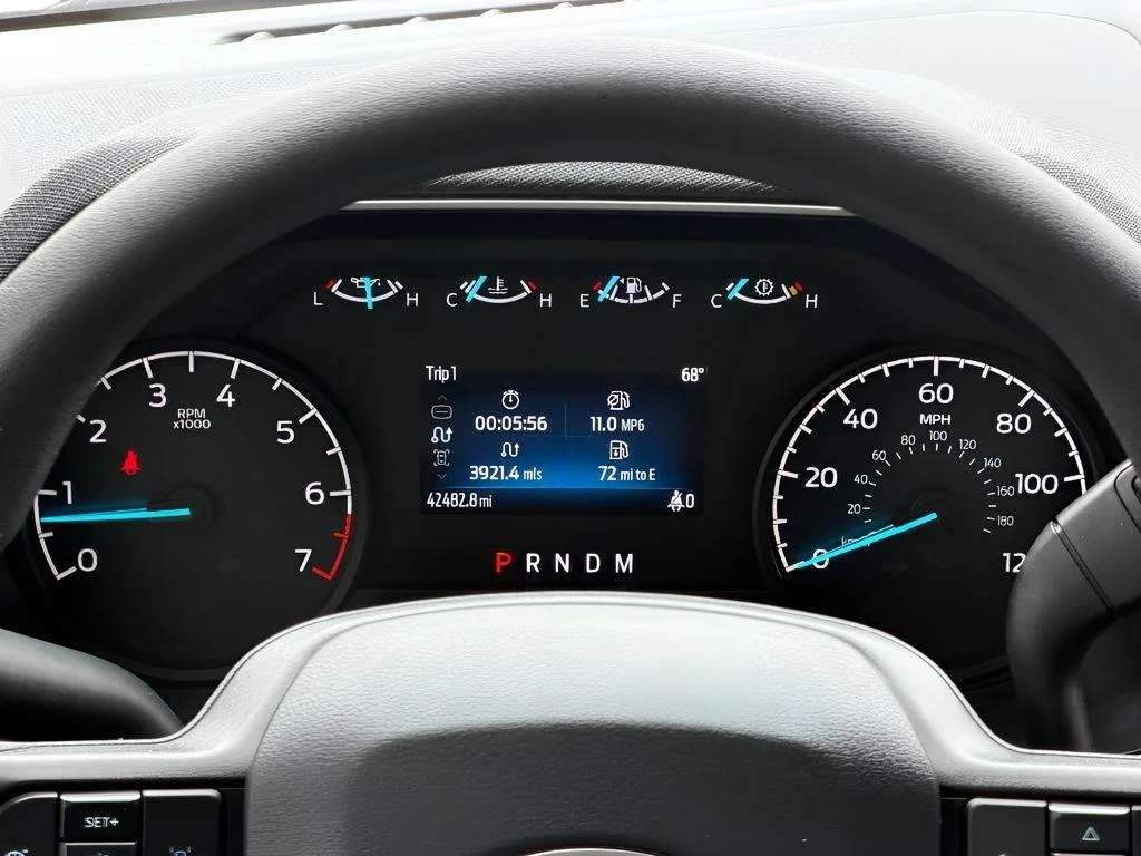 Used 2023 Oxford White Ford XLT image 14