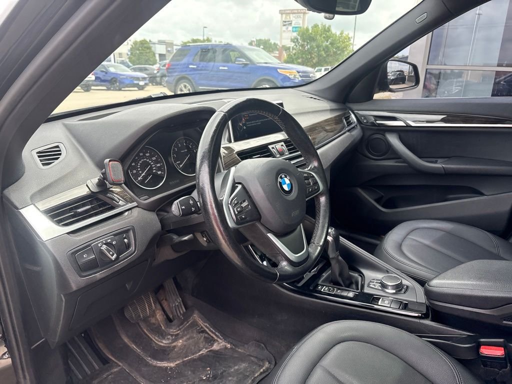 Used 2016 Jet Black BMW xDrive28i image 7