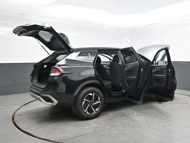 Used 2023 Black Kia LX image 49