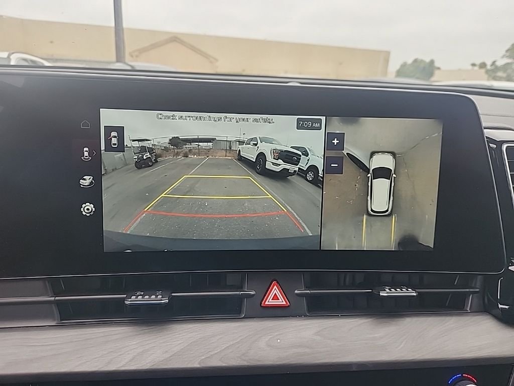 Used 2023 White Kia X-Line Prestige image 23