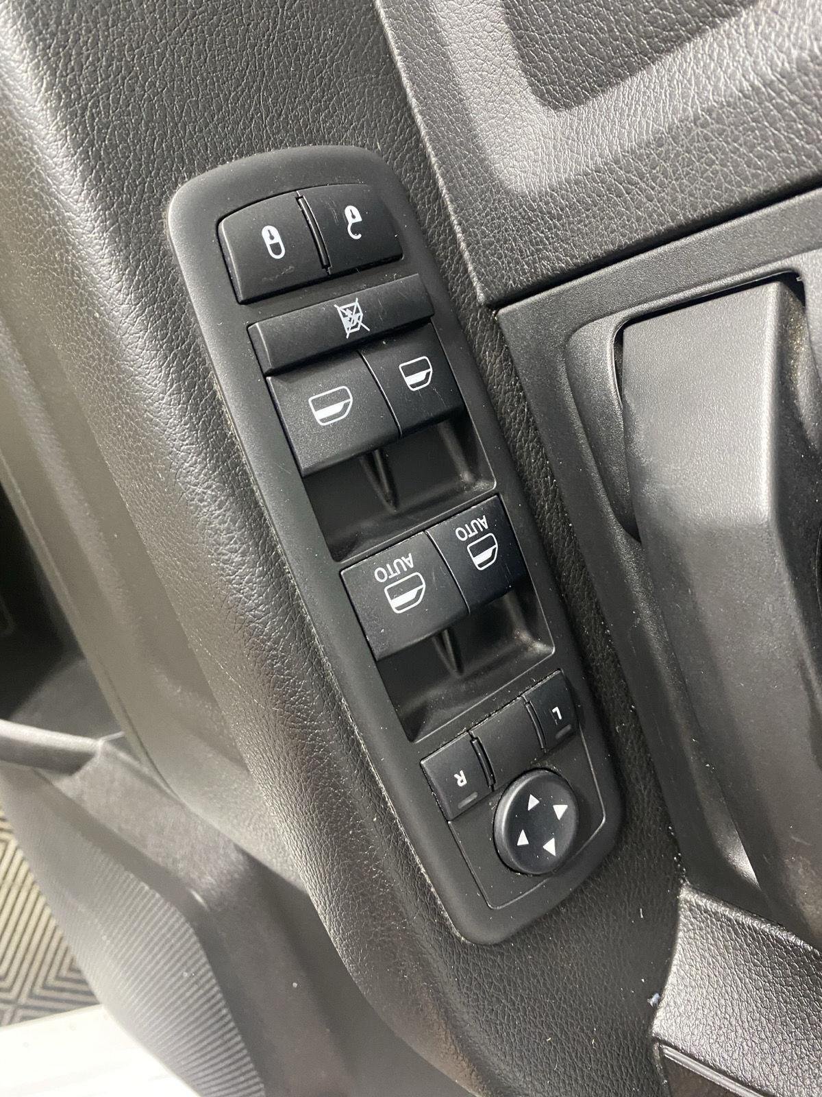 Used 2019 Bright White Clearcoat Ram Express image 17