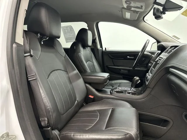 Used 2017 White GMC Limited image 29
