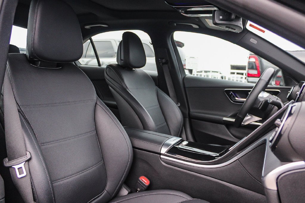 Used 2025 Black Mercedes-Benz C 300 image 17