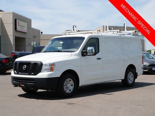 Used 2018 White Nissan SV image 2
