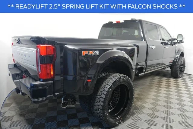 New 2026 Black Ford Platinum image 3