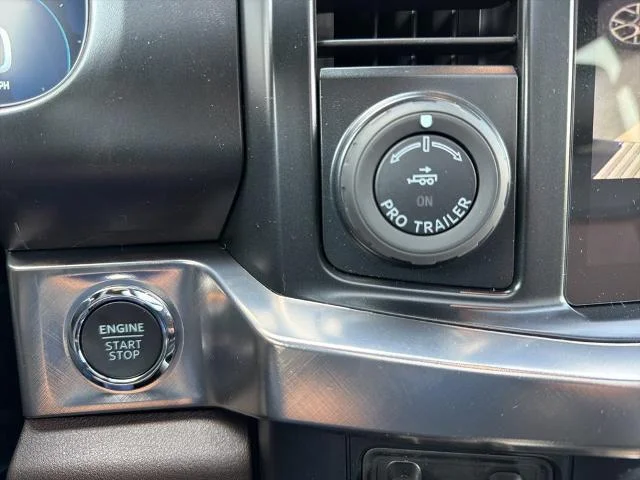 New 2026 Star White Metallic Tri-Coat Ford F-350® King Ranch® image 58